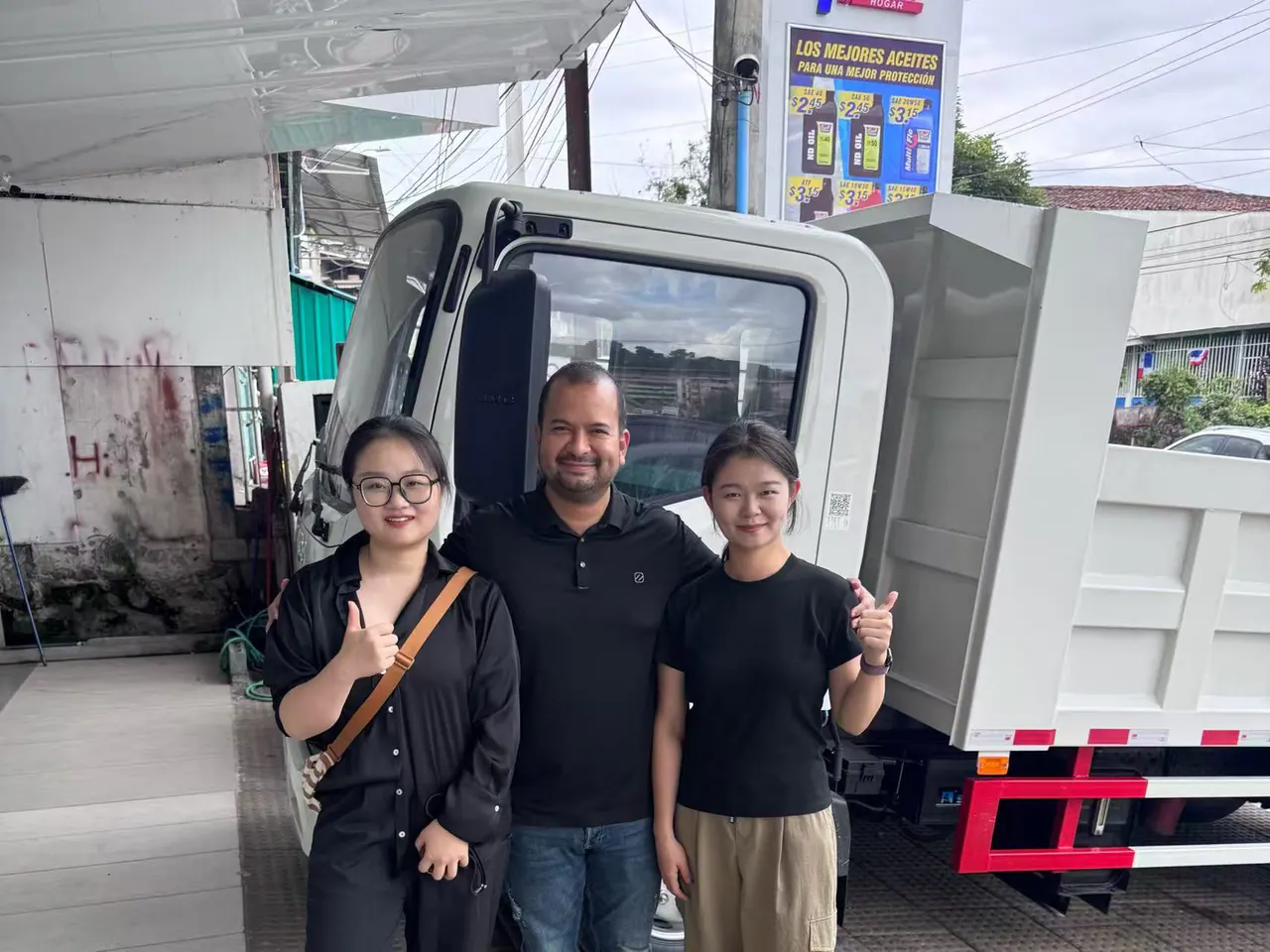 Customer vehicle delivery visit