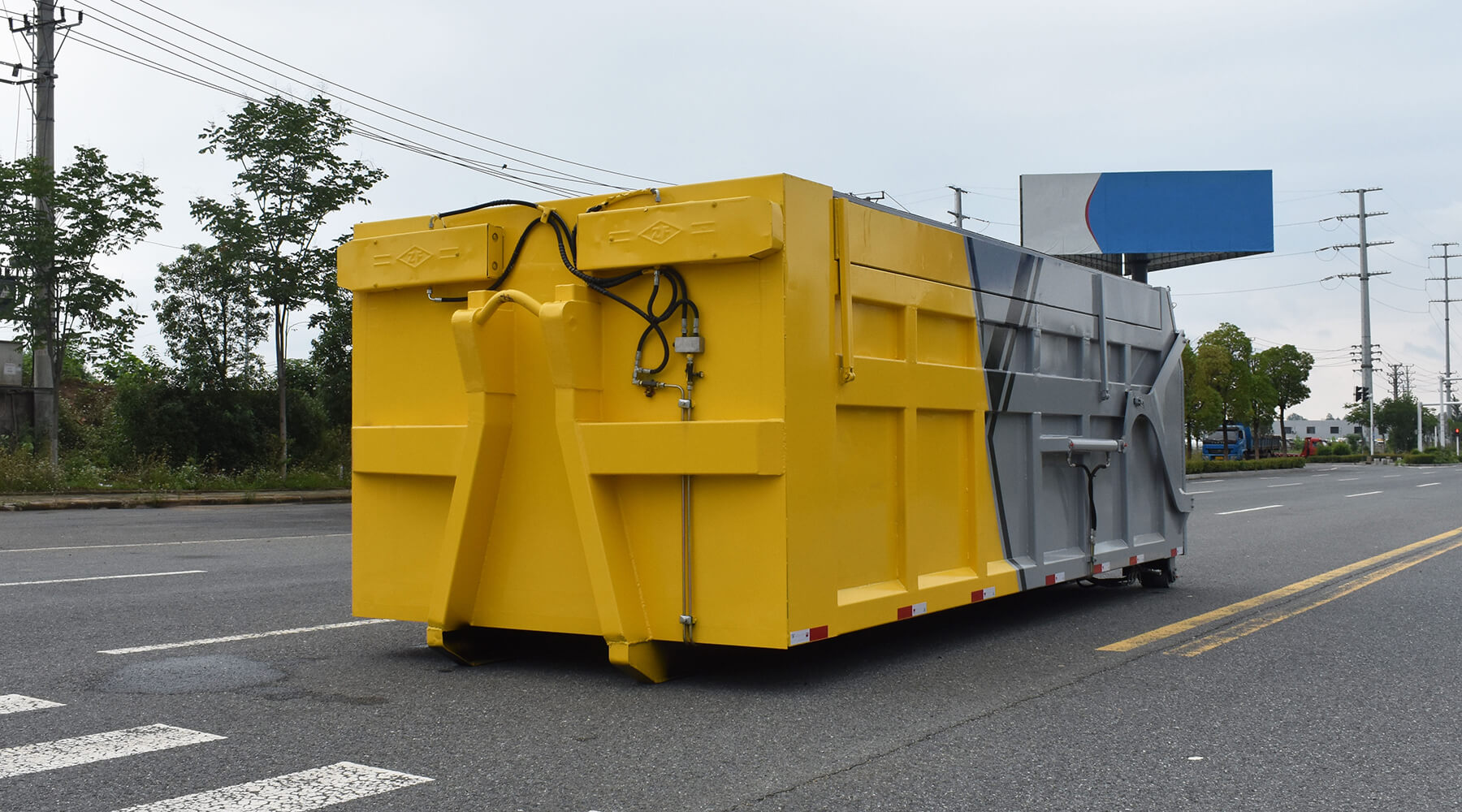 Dongfeng Hook Lift Arm Roll Off Garbage Truck 20CBM Keeyak Specialty