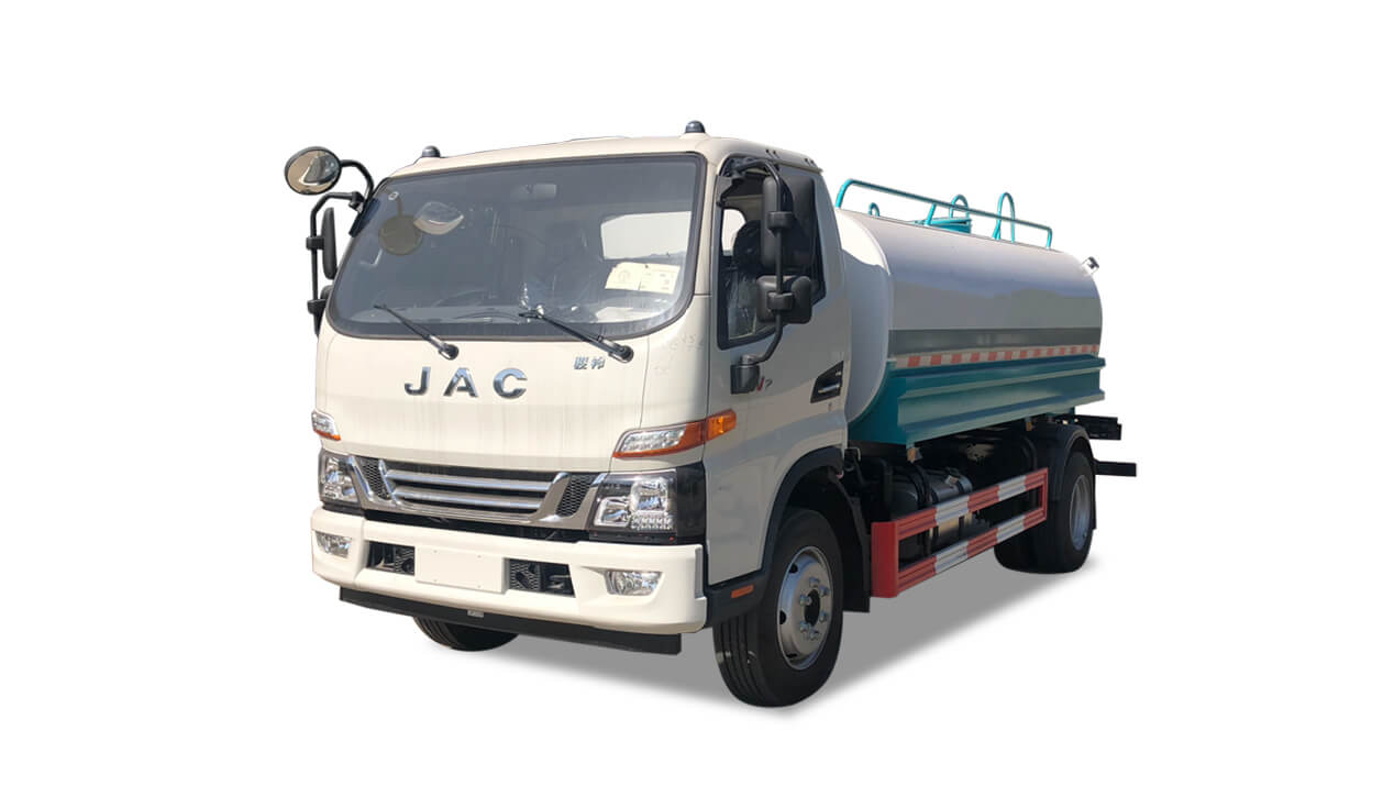 water sprinkler truck