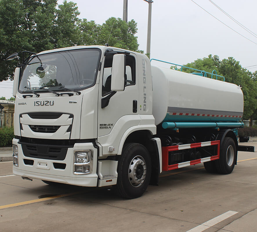 Isuzu GIGA 11000L Water Truck On Sale